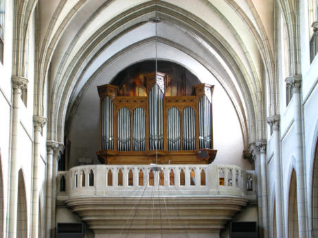 La paroisse Saint Hippolyte à Paris recherche son organiste